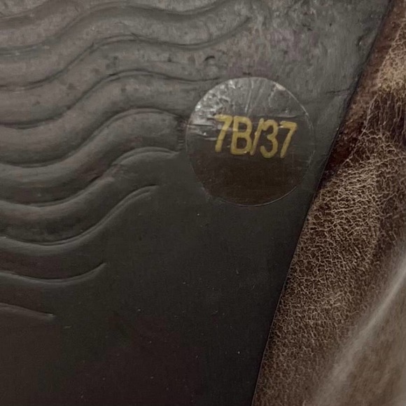 Trouve Tristin Cone Heels Pumps Brown - Picture 11 of 12